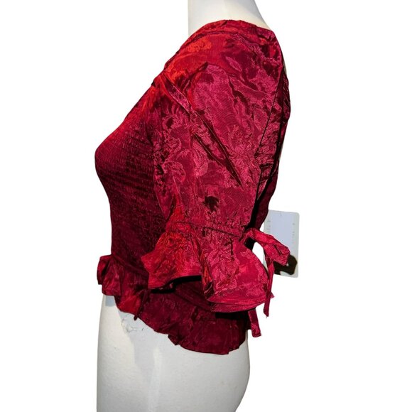 Band of the Free NWT Lea Rhubarb Smocked Crop Top Sz Lar Red Rhubarb Puff Sleeve - Picture 13 of 14